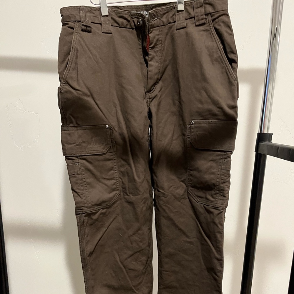 Mens Duluth Trading Flex Fire Hose lined cargo pants (34x32).